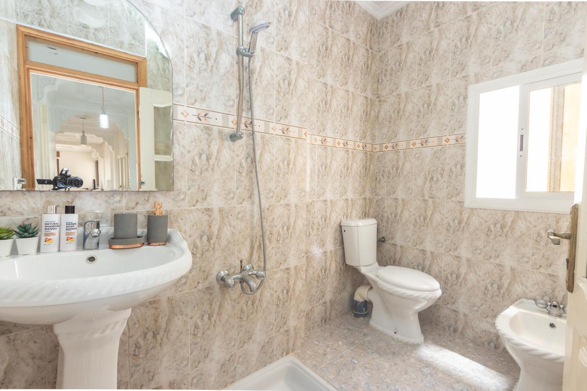 Appartements Calmes Et Spacieux Tétouan 外观 照片